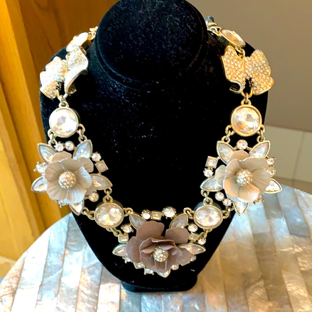 WHBM crystal rose necklace